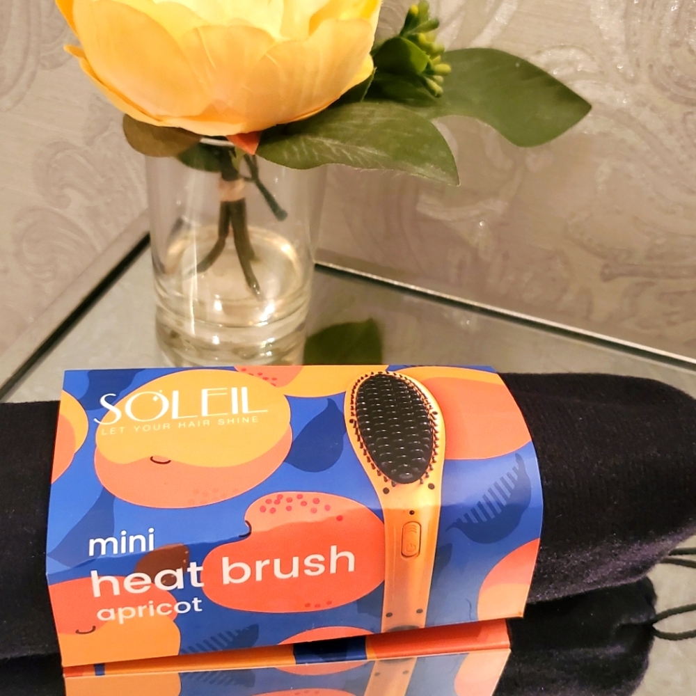 HP NEW 🔥 Soleil Mini Heat Brush Apricot